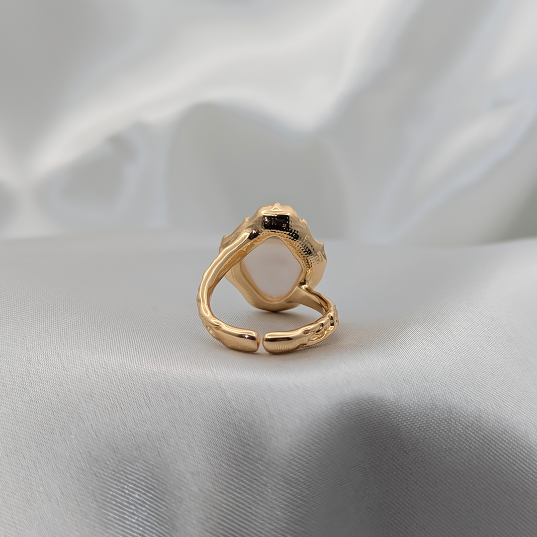 Pearl Ring IV