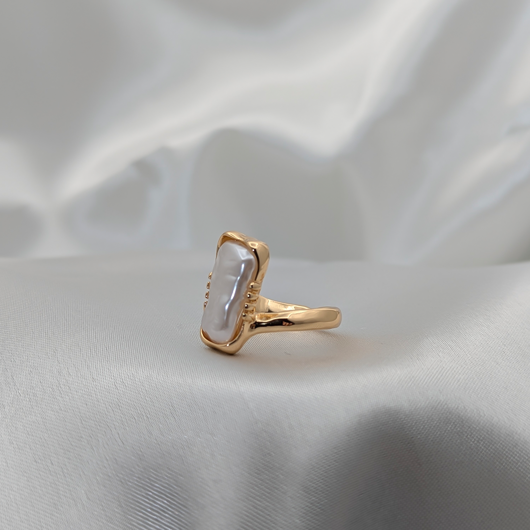 Pearl Ring IX