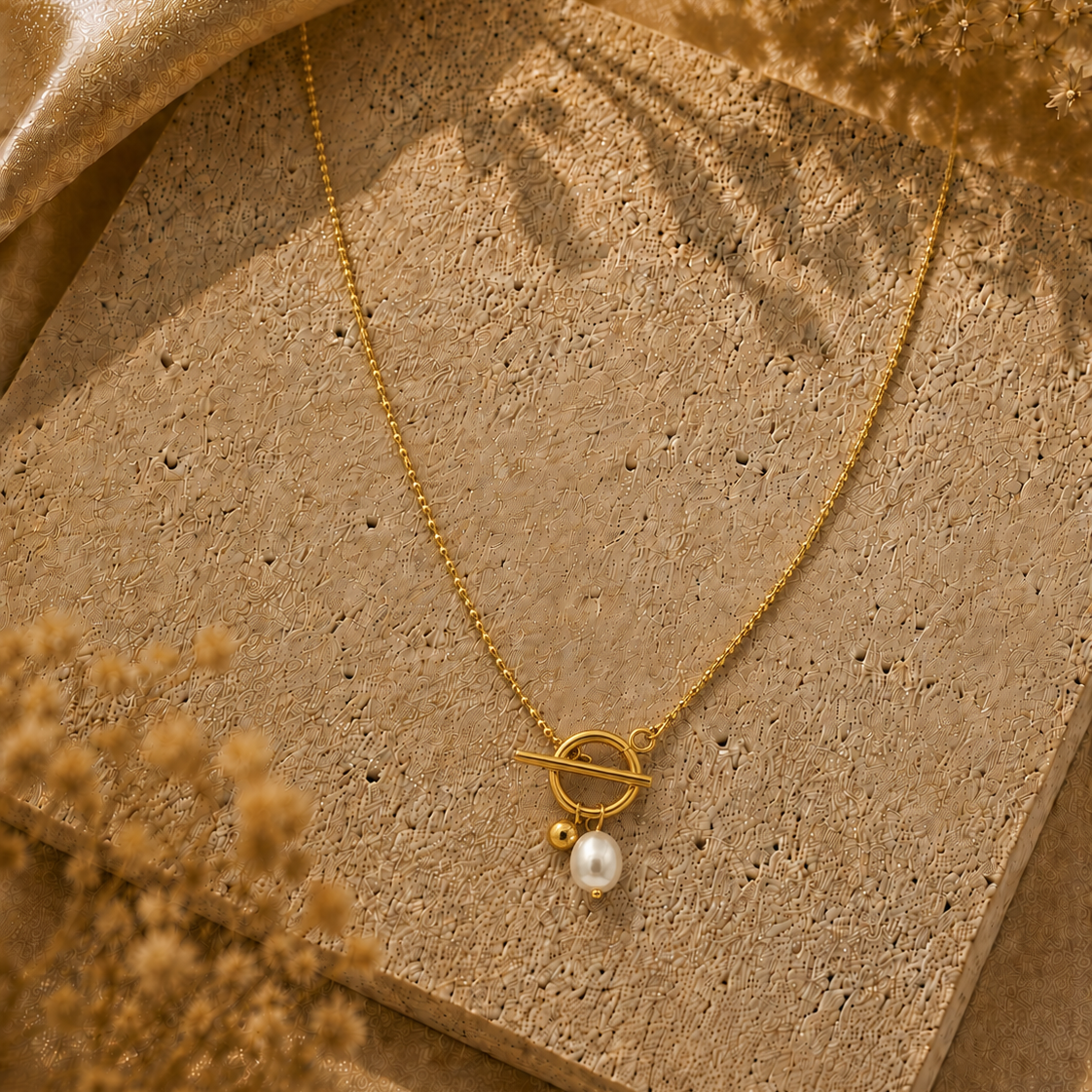 Pendulum Pearl Necklace