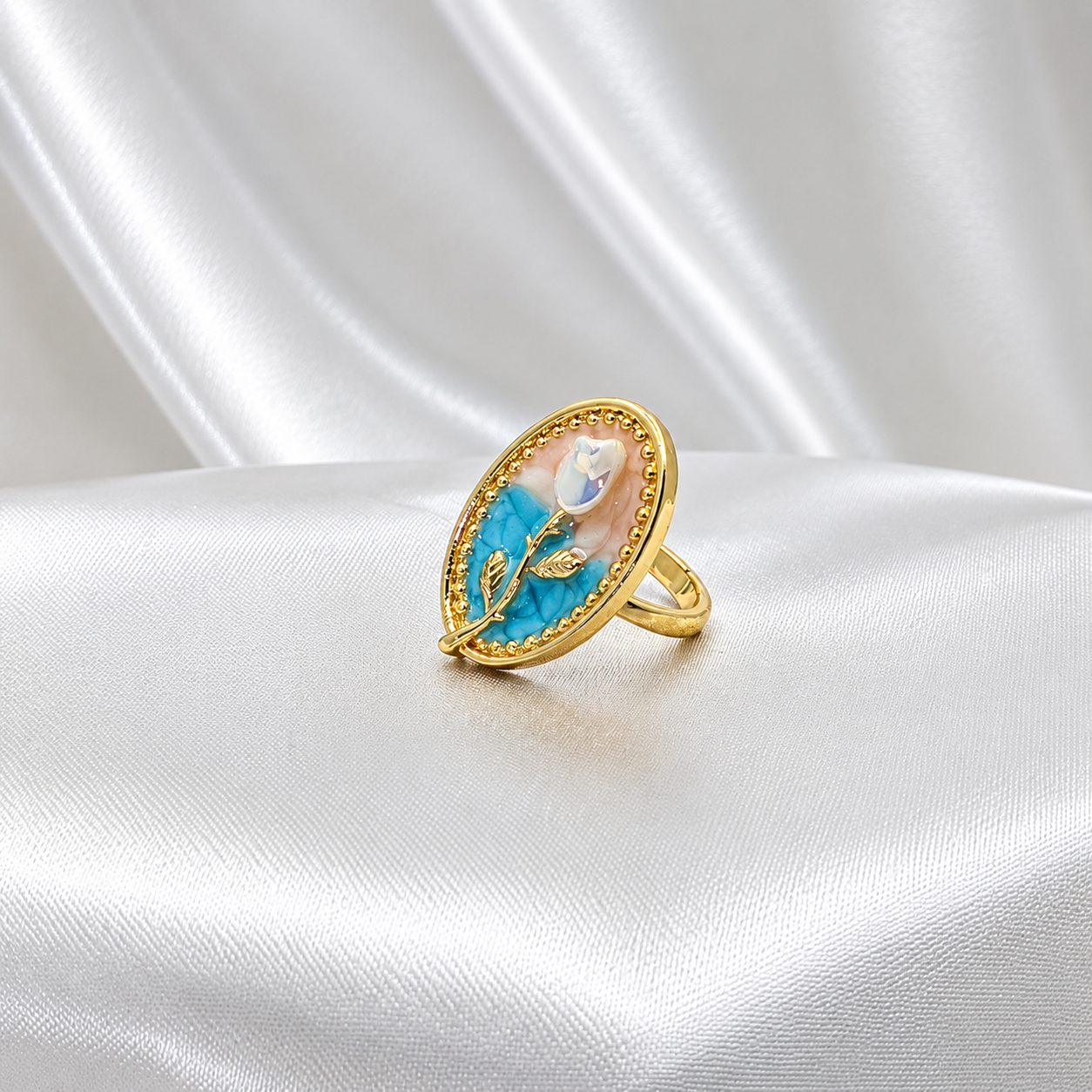Aesthetic Oval Ring