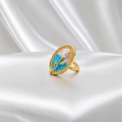 Aesthetic Oval Ring