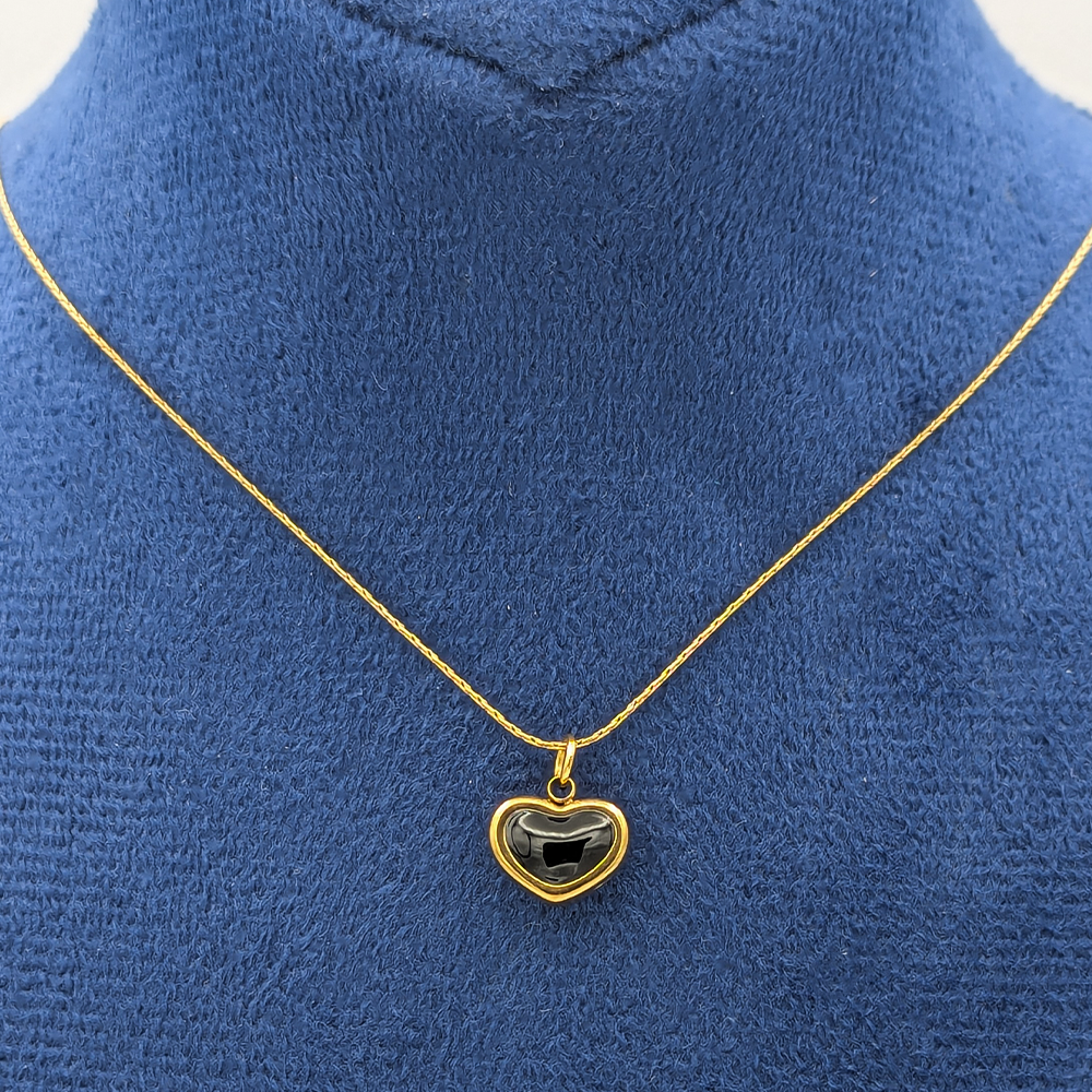 Amora Heart Black Necklace