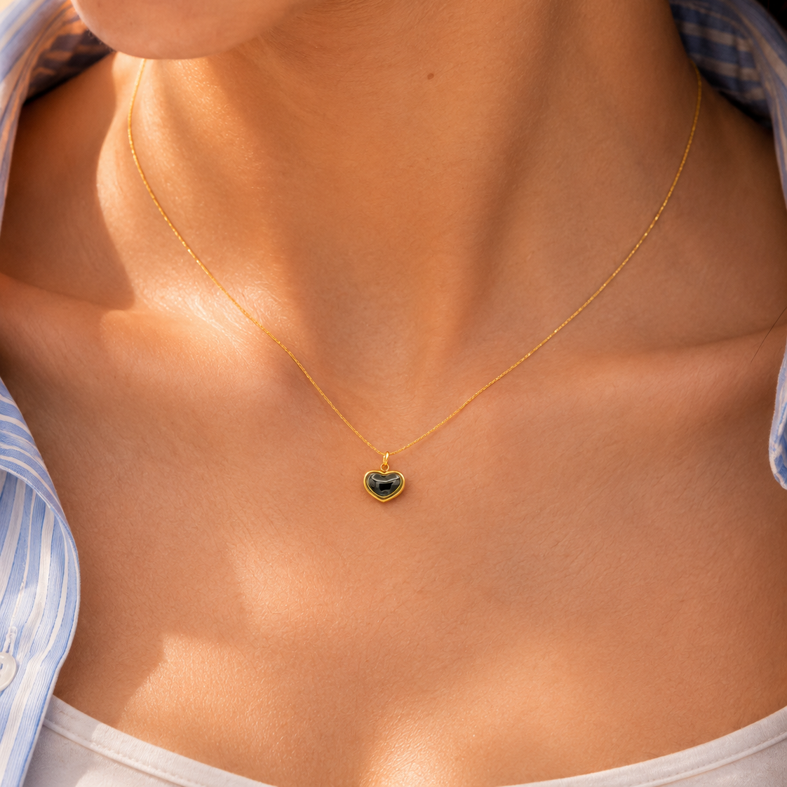 Amora Heart Black Necklace