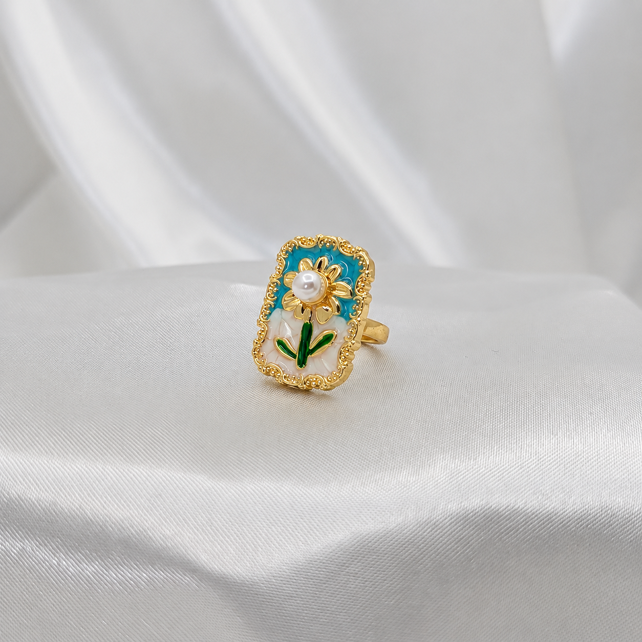Daisy Pearl Ring