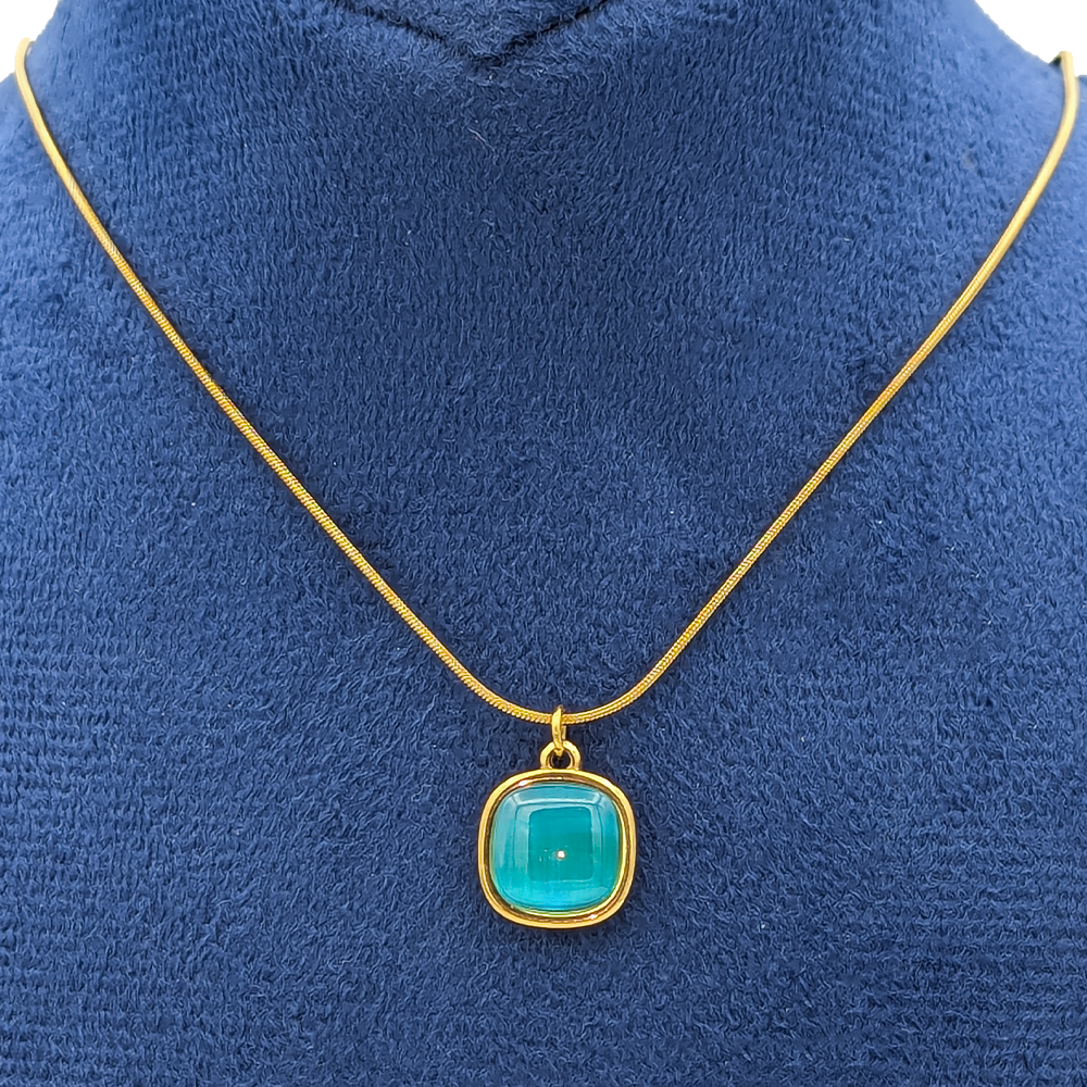 Iris Ocean Blue Necklace