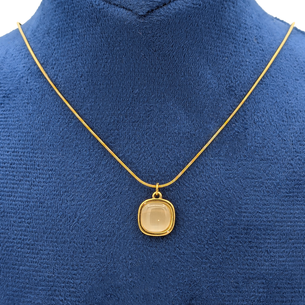 Iris Skin Necklace