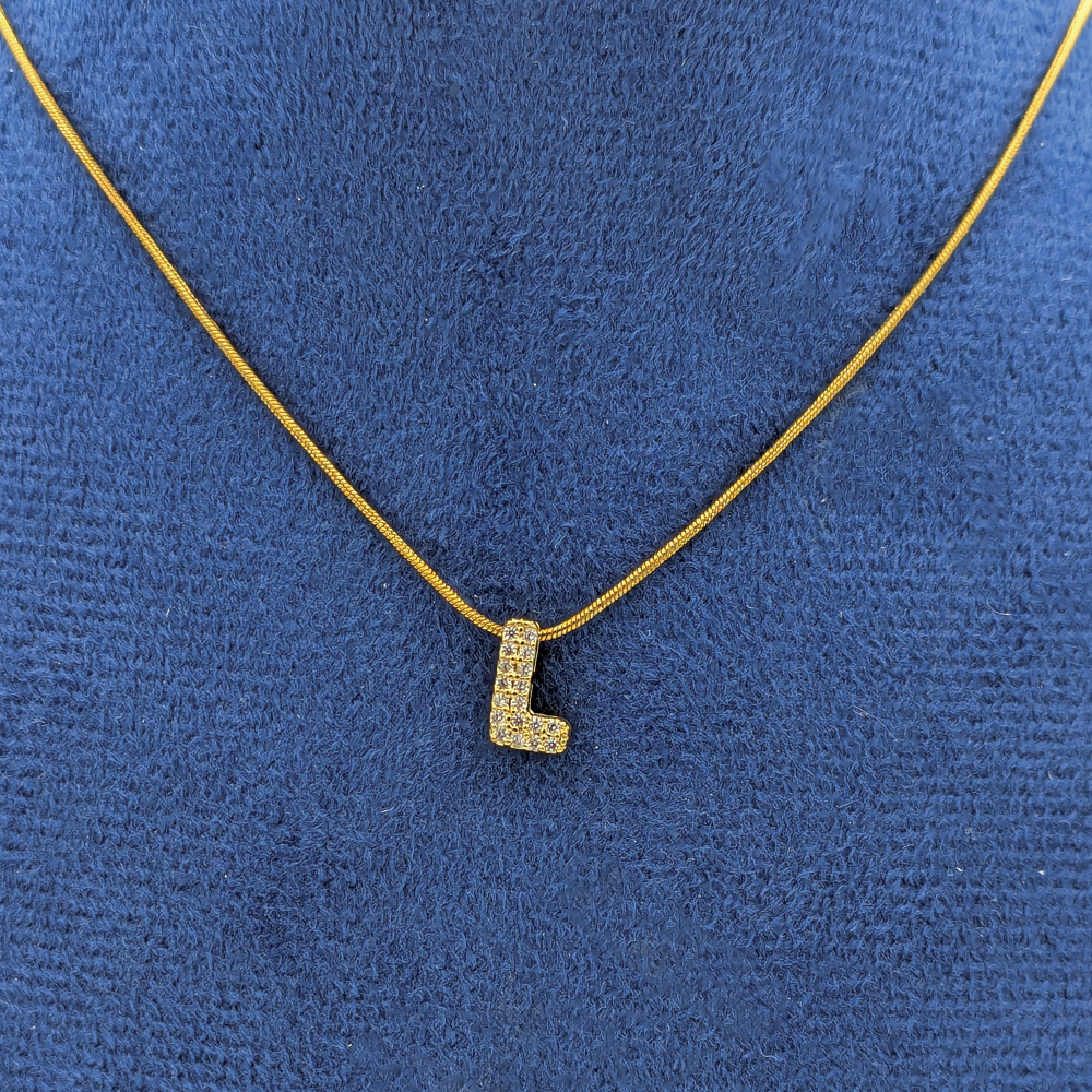 Alphabet "L" Necklace