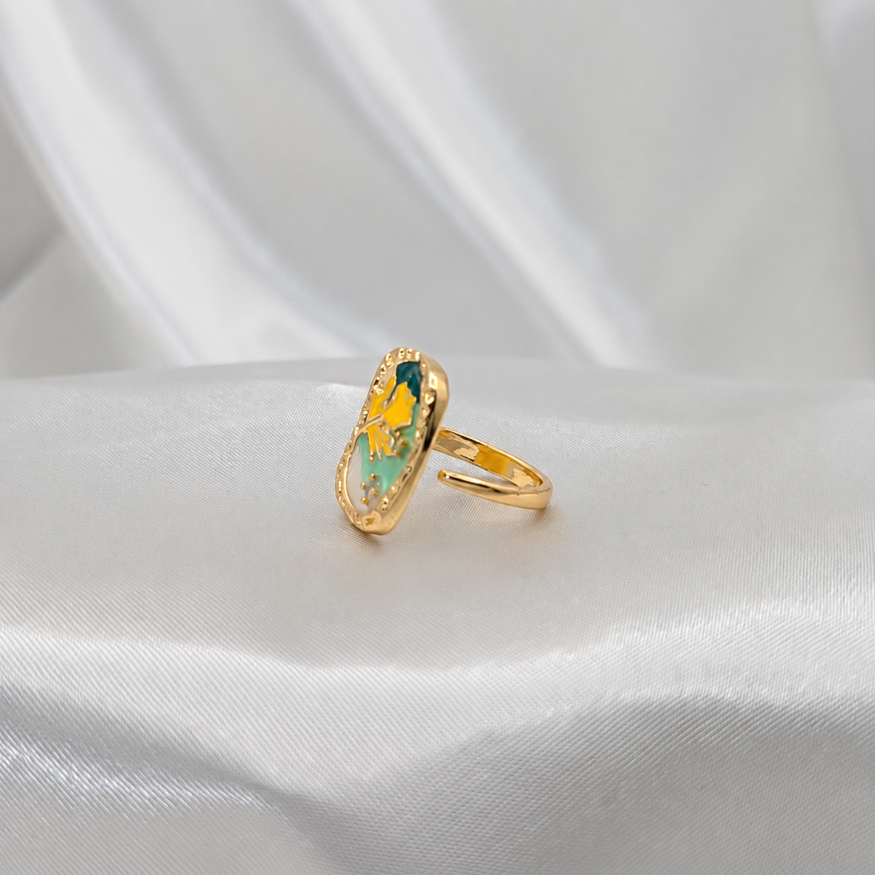 Minty Green Ring