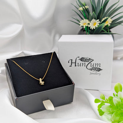 Alphabet "L" Necklace