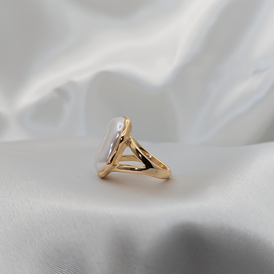 Pearl Ring I