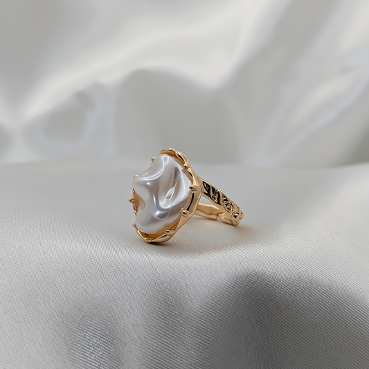 Pearl Ring IV