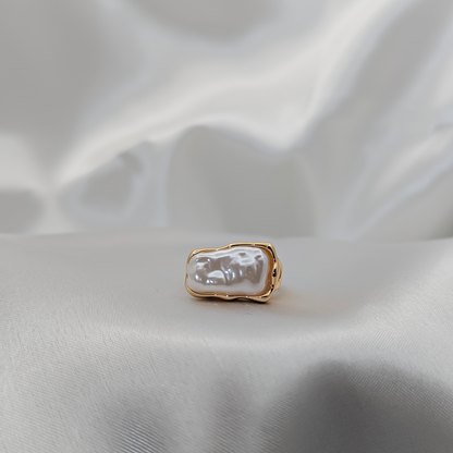 Pearl Ring V