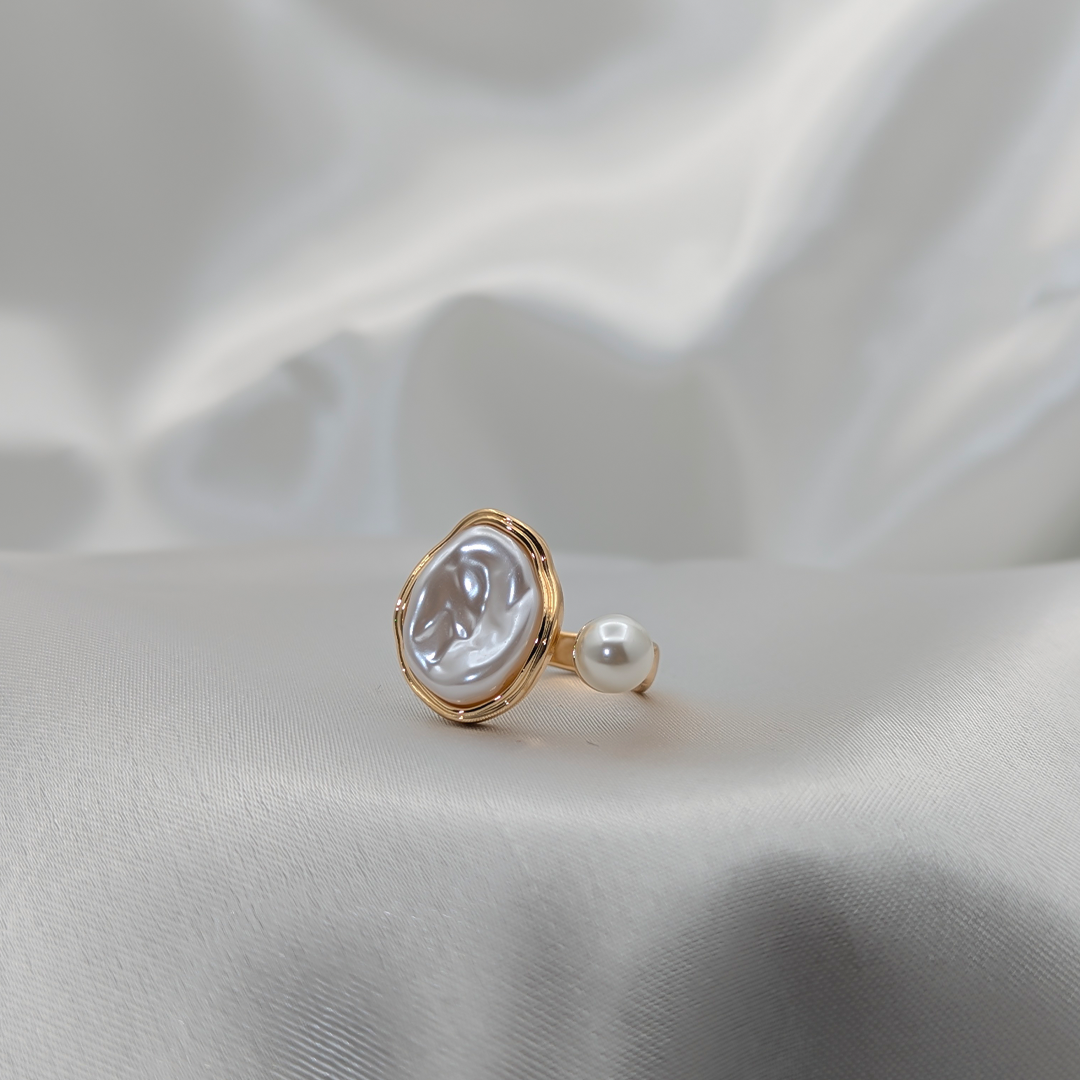 Pearl Ring VIII