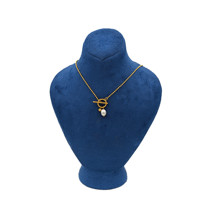 Pendulum Pearl Necklace