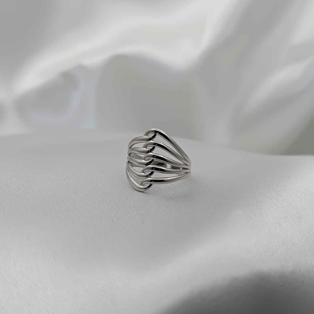 Wavy Ring