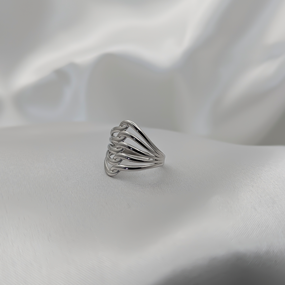 Wavy Ring